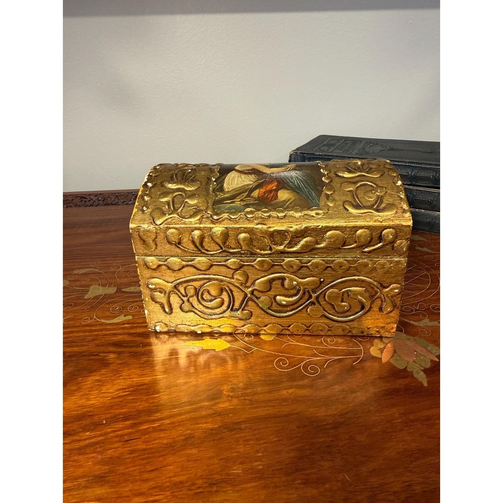 Vintage Gold Trinket Box with Mother and Child Art - Picture 6 of 17